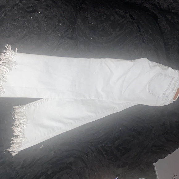 Light blue stretchy comfy fit /stylish jeans! Fits Real Small, XS or Even XXS :) - Picture 9 of 9